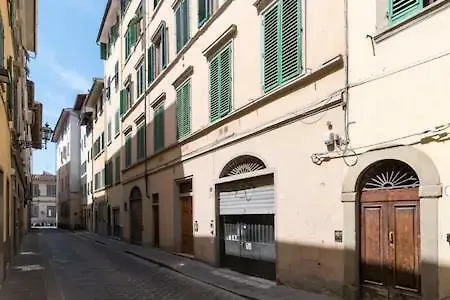 Real Rustic Tuscany Style In Center Florence Italy