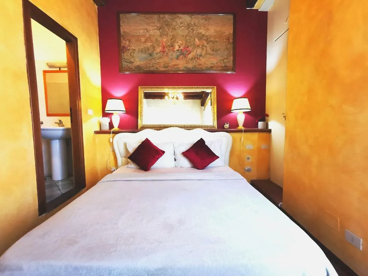 Real Rustic Tuscany Style In Center Florence Italy